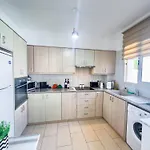 Allegra Villa *